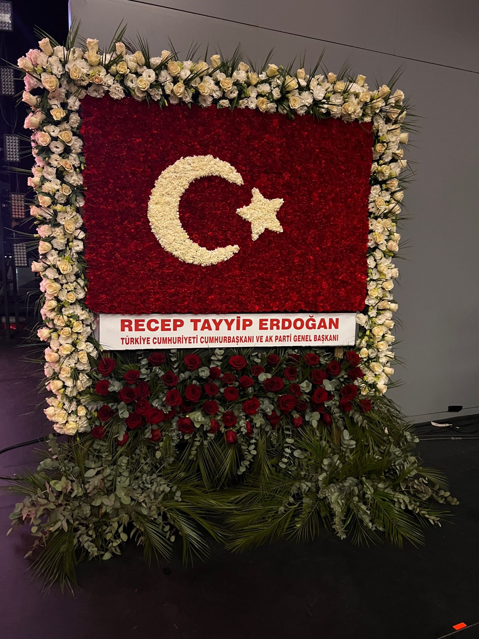 C U M H U R B A S K A N I E R D O G A N D A N B A H C E L I Y E T U R 1158369 343956