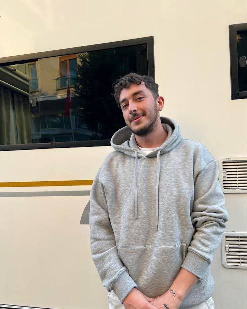 H B St K Va W M A Q573