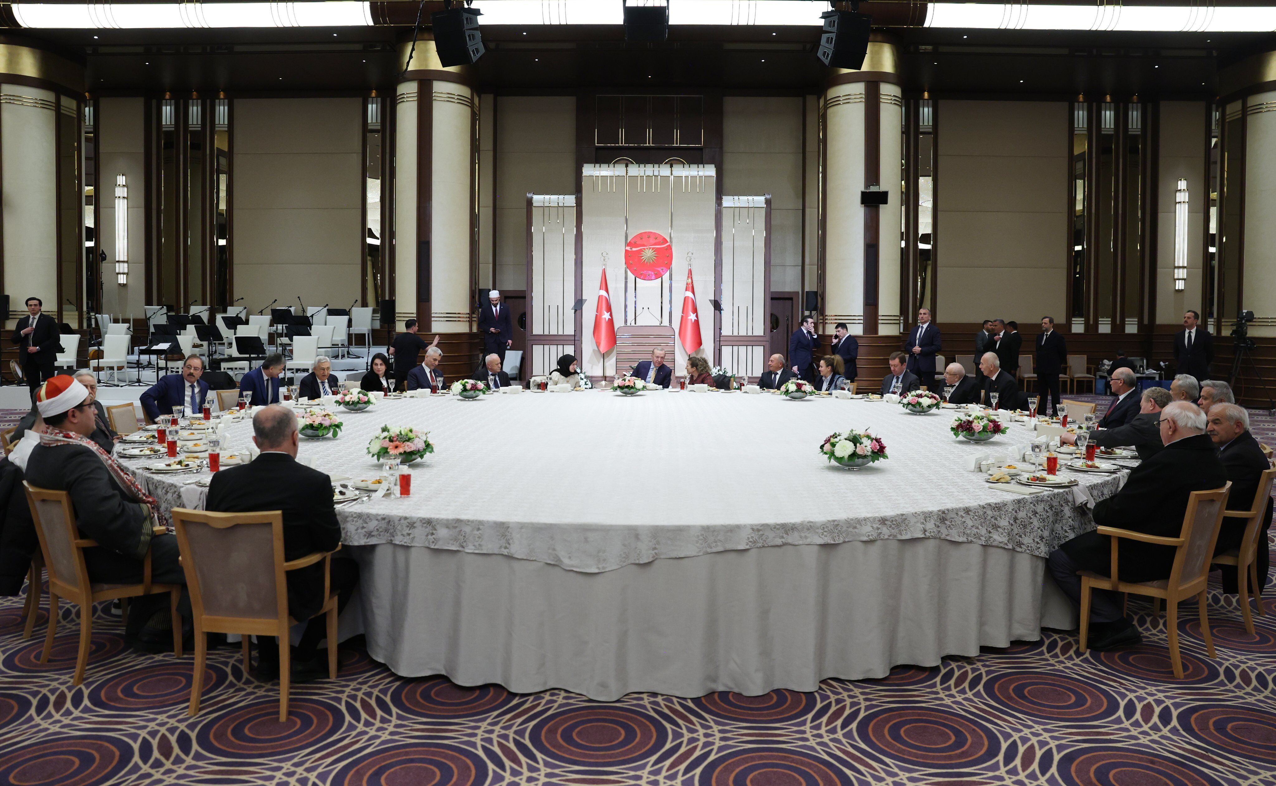 H Cqt Boya U A I O K Ai