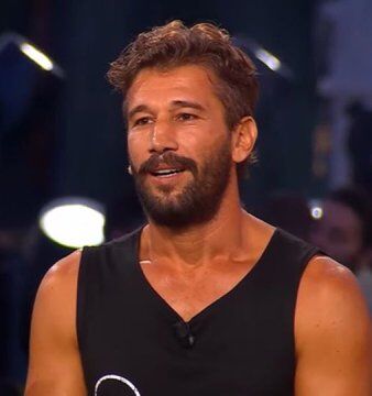 H D O F Rv X W Q A E G2 Ou