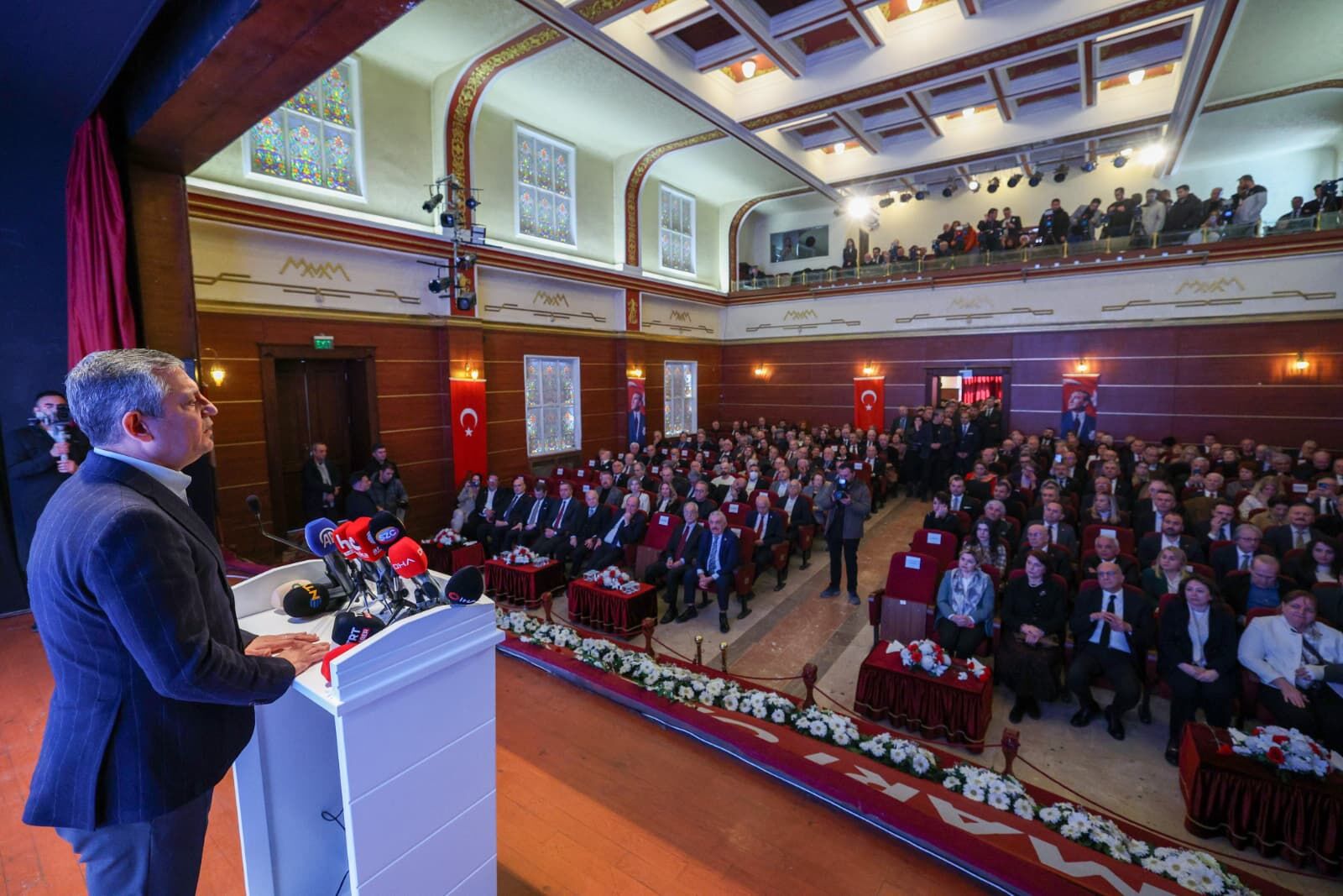 O Z G U R O Z E L 1 M A R T 2003 D I R E N I S I B E L G E 1191952 354250