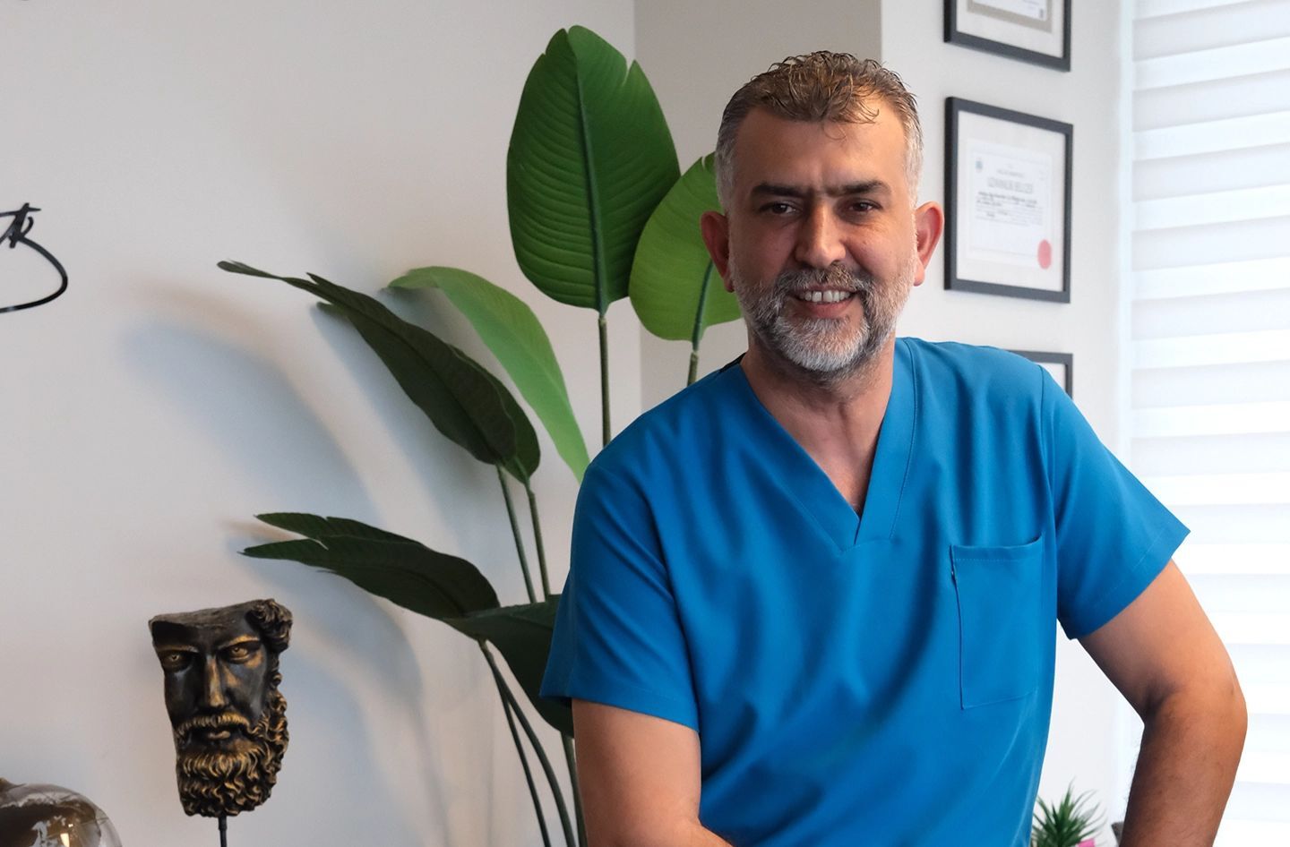 Çocuk sahibi olmak isteyen çiftlerde erkek faktörü — Üroloji Uzmanı Doç. Dr. Akif Diri yazdı
