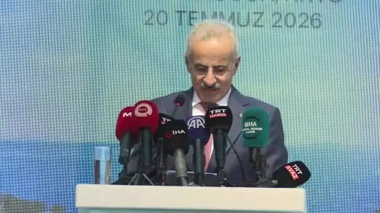Bakan Uraloğlu: “Mersin Limanı dünyada ilk 100’de”