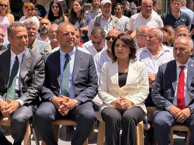 Mersin’den hangi vekiller Özel ile birlikte yeni partiye geçiyor?