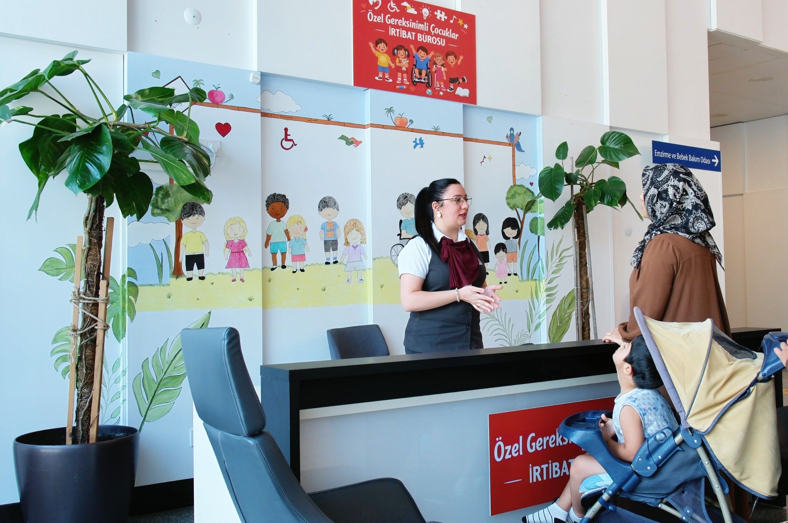 Mersin’de özel çocuklar için irtibat bürosu açıldı