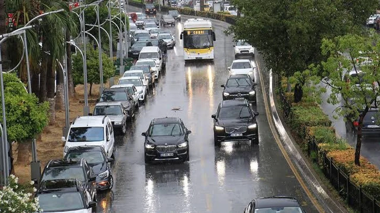 Adana ve Mersin için kuvvetli yağış uyarısı