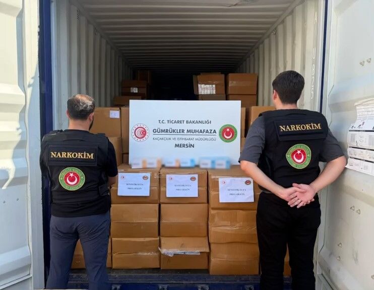 Mersin'de gerçekleştirilen operasyonlarda 1 ton 716 kilogram pregabalin ele geçirildi